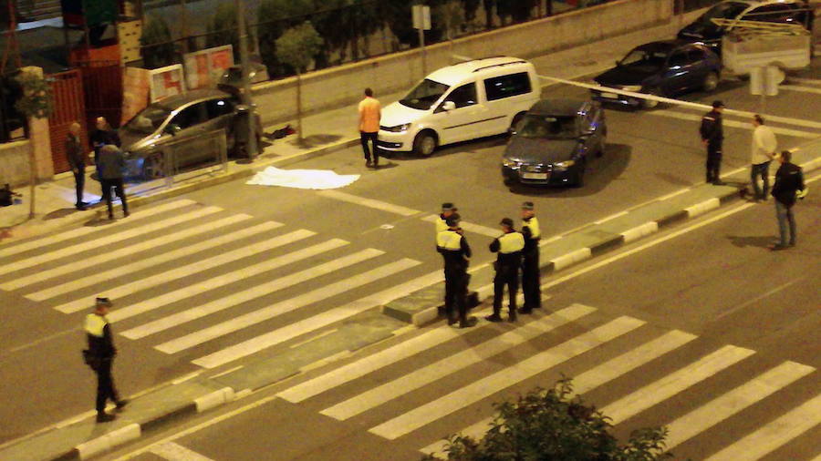 09-11-2017 CRIMEN MACHISTA JUNTO A UN COLEGIO | Un hombre mata a su ex en Elda cuando la víctima iba a por su hijo y luego se suicida. 