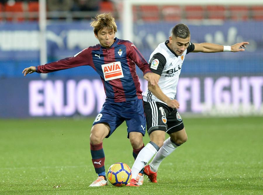 Éstas son las mejores imágenes que deja el partido correspondiente a la jornada 16 de la Liga en Ipurua