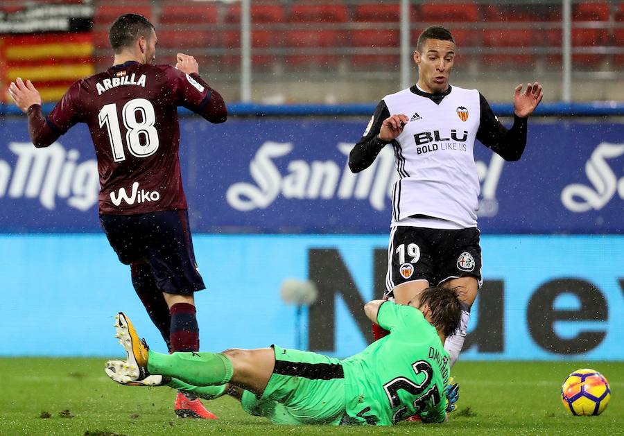 Éstas son las mejores imágenes que deja el partido correspondiente a la jornada 16 de la Liga en Ipurua