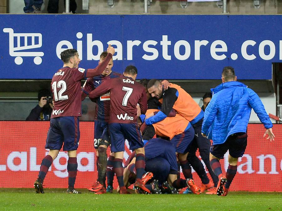 Éstas son las mejores imágenes que deja el partido correspondiente a la jornada 16 de la Liga en Ipurua