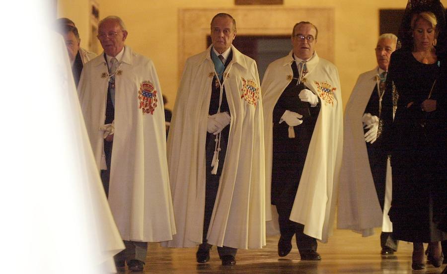 Juan Lladró junto a Sabino Fernández Campo como Caballero de la Orden del Puig.