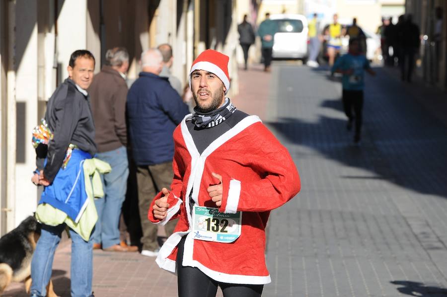 Fotos de la San Silvestre 2017 de Cheste