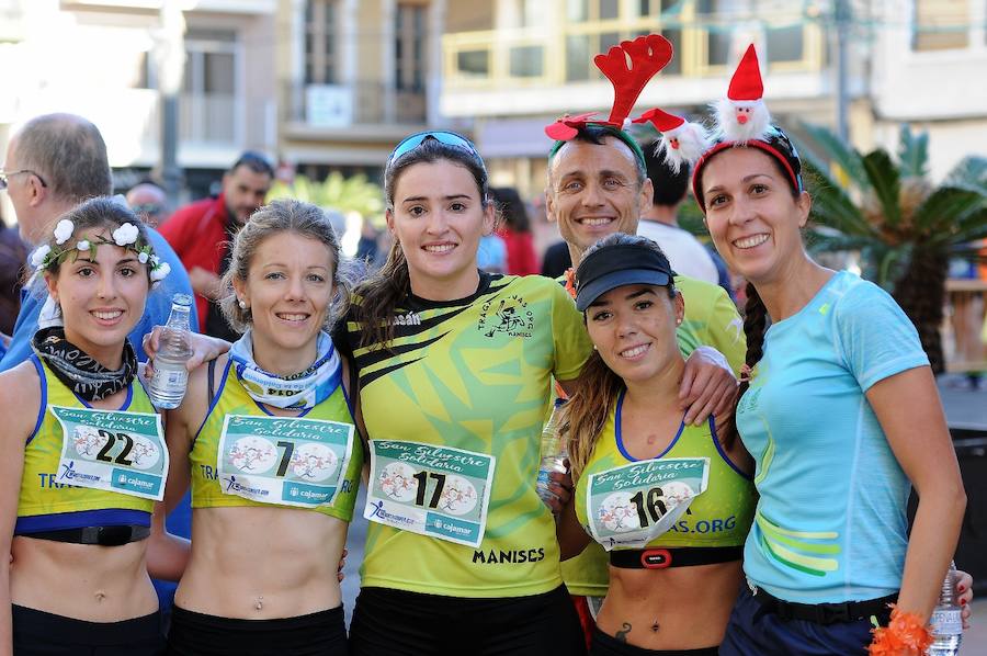 Fotos de la San Silvestre 2017 de Cheste