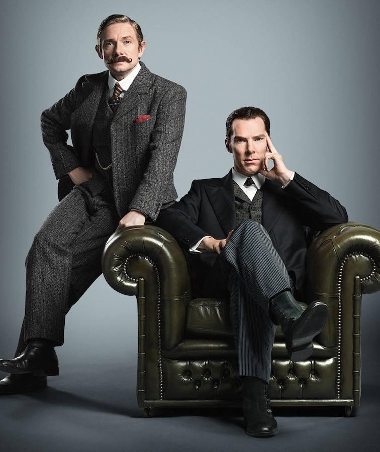 7. SHERLOCK. Ubicada en el Londres del siglo XXI, la serie sigue los pasos del excéntrico detective Sherlock Holmes, junto a su compañero el doctor John H. Watson, en su búsqueda por resolver los brutales crímenes que se van desarrollando.