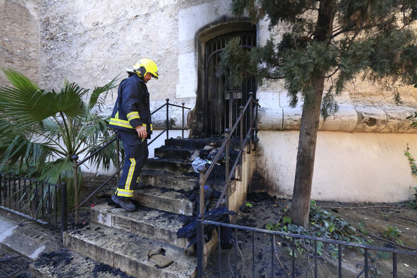 Fotos del incendio que ha afectado a las Torres de Quart de Valencia