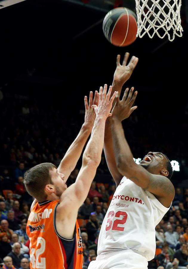 Estas son las fotos que deja el choque de Liga ACB en la Fonteta