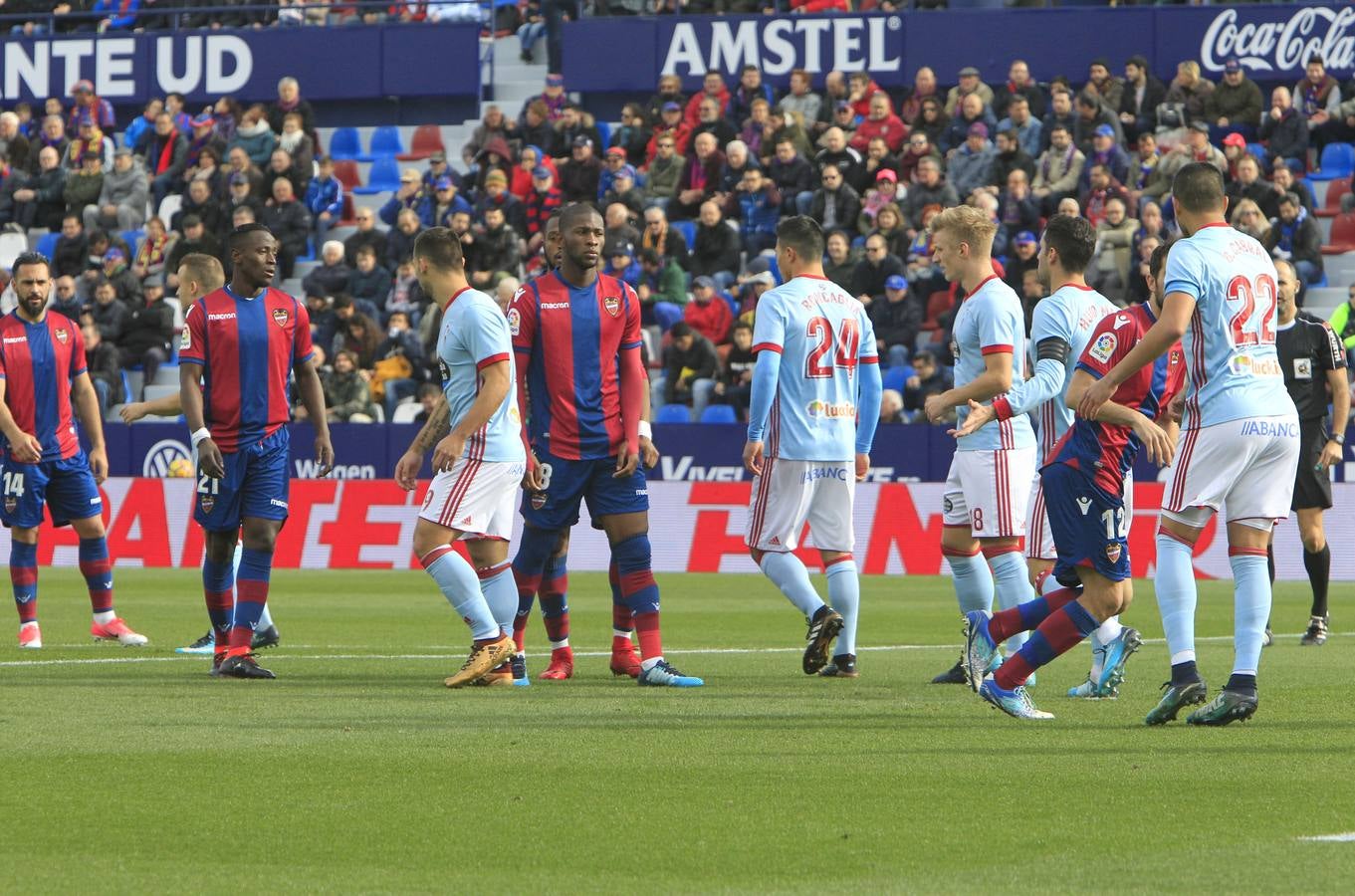 Estas son las fotos que deja el partido de la jornada 19 de la Liga en el Ciutat