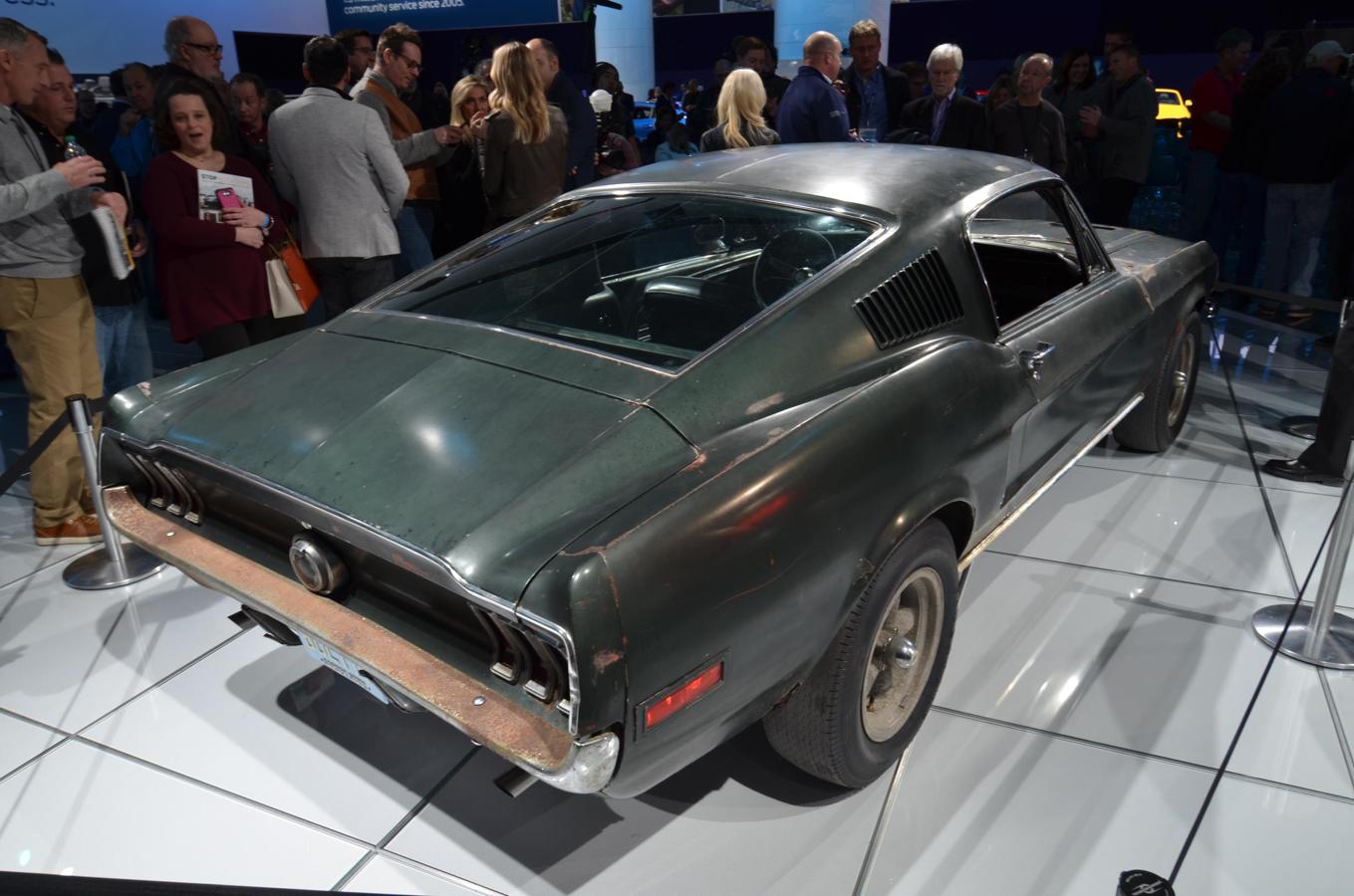 50 años han pasado desde que Steve McQueen condujera este magnífico Mustang Bullit en que se inspira la versión 2018 presentada en el NAIAS.
