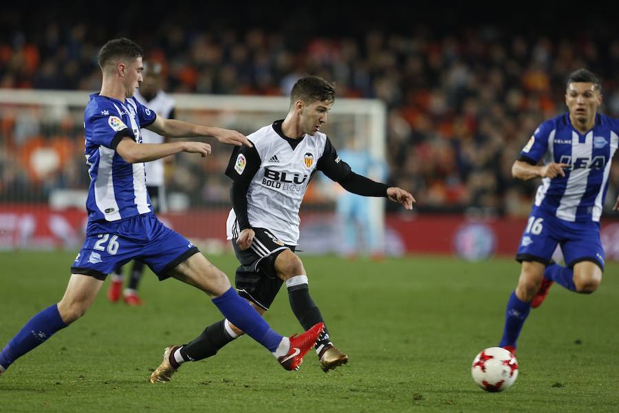 Estas son las mejores imágenes del partido de ida de cuartos de Copa del Rey en Mestalla