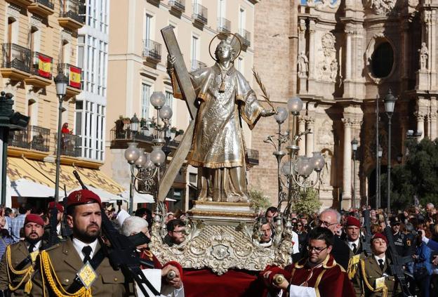 Procesión en honor a San Vicente Mártir. 