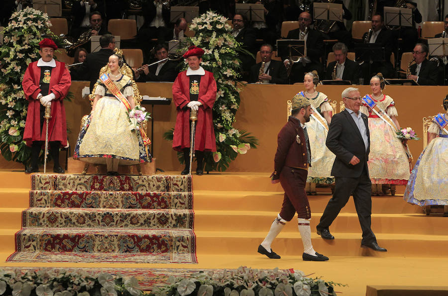 Fotos de la exaltación de la fallera mayor infantil de Valencia