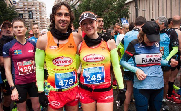 Natacha López y su marido David Serrano antes de comenzar la carrera en Murcia.