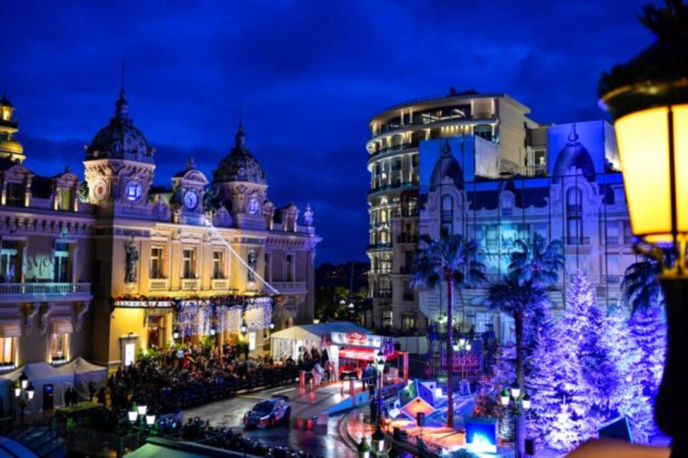 2. El rally tomó por unos días la glamurosa ciudad de Montecarlo.