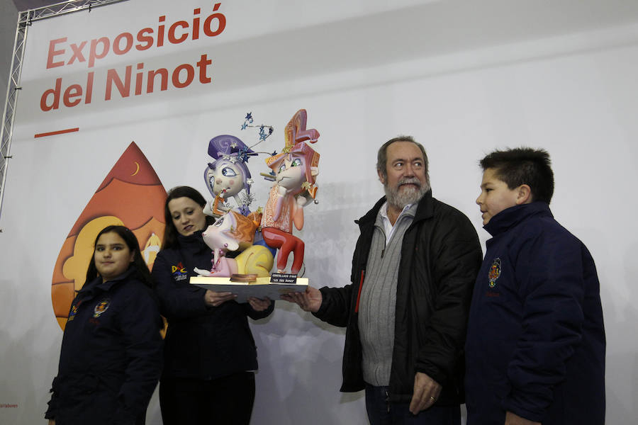 Los ninots de Especial y de otras categorías llegan a la muestra que se inaugura este viernes