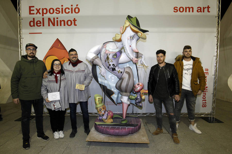 Los ninots de Especial y de otras categorías llegan a la muestra que se inaugura este viernes