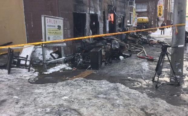 Imagen principal - Un incendio en una residencia de ancianos en Japón deja once muertos