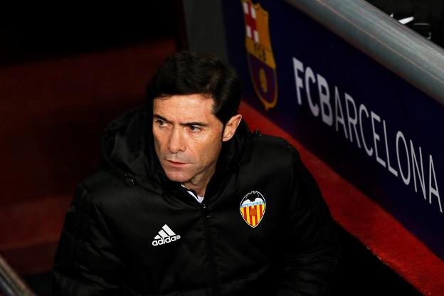 Marcelino, en el banquillo del Camp Nou. 