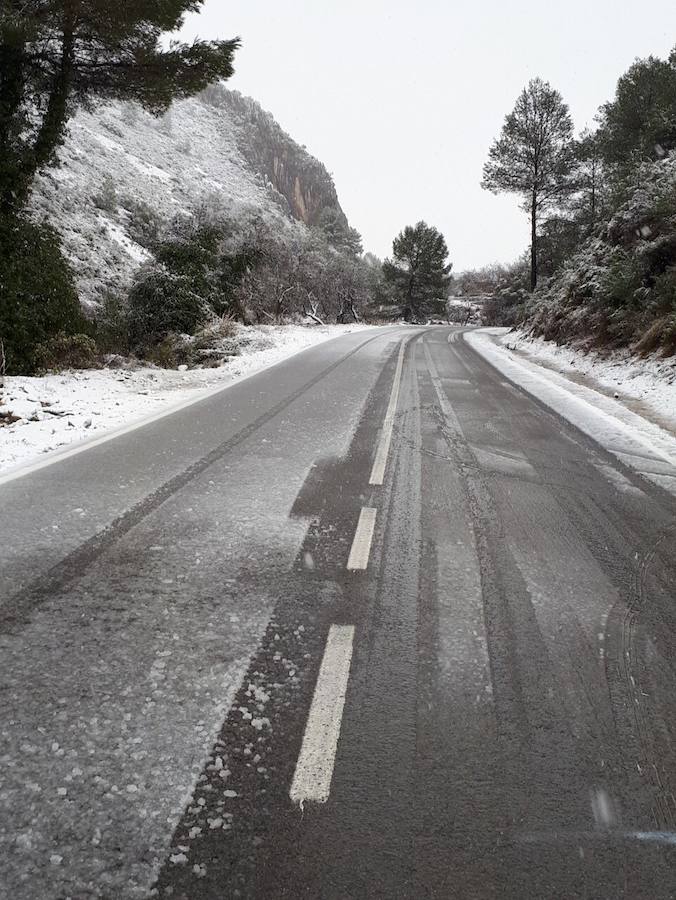 Fotos de nieve en la provincia de Alicante y de Valencia