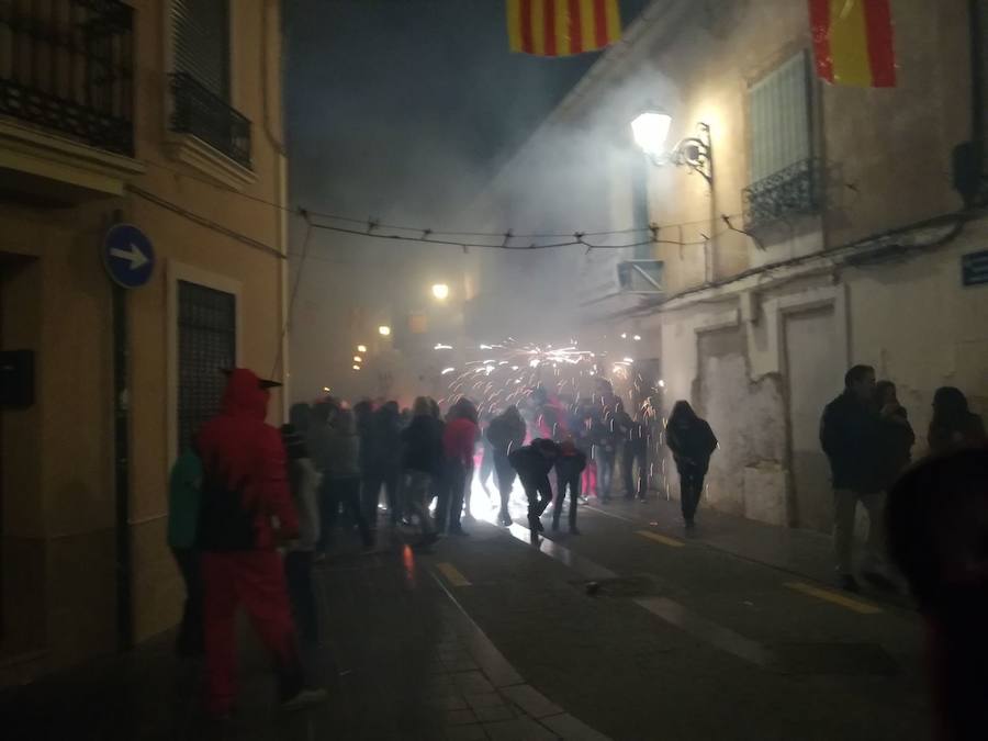 El barrio de Valencia celebra los días previos a la festividad de su patrona. Hoy ha tenido lugar el correfoc por las calles del casco antiguo. El programa de actos para este fin de semana es el siguiente: sábado: guitarrà y cant d'estil; domingo: alborada a la medianoche, volteo de campanas y disparo pirotécnico por la mañana y ofrenda a las 18 horas; lunes: misa de descubrir a las 06:30 horas, traslado de la imagen a mediodía, mascletà en la plaza Badajoz a las 14 horas, procesión a las 20 horas y disparo de fuegos artificiales a las 22 horas.