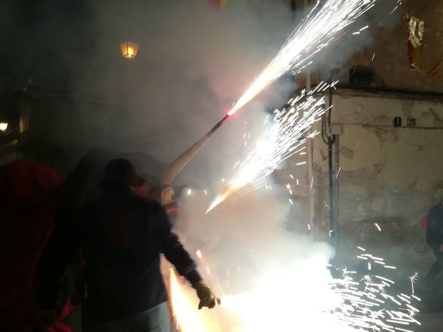 El barrio de Valencia celebra los días previos a la festividad de su patrona. Hoy ha tenido lugar el correfoc por las calles del casco antiguo. El programa de actos para este fin de semana es el siguiente: sábado: guitarrà y cant d'estil; domingo: alborada a la medianoche, volteo de campanas y disparo pirotécnico por la mañana y ofrenda a las 18 horas; lunes: misa de descubrir a las 06:30 horas, traslado de la imagen a mediodía, mascletà en la plaza Badajoz a las 14 horas, procesión a las 20 horas y disparo de fuegos artificiales a las 22 horas.