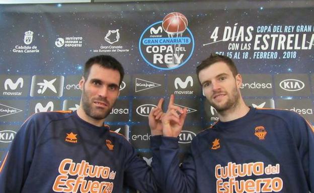 San Emeterio y Doornekamp en el hotel de la ACB en Las Palmas.