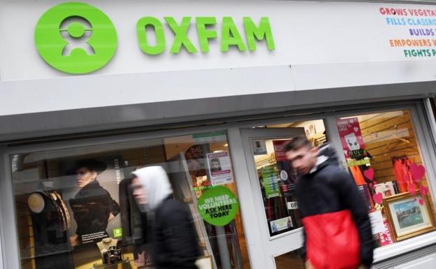 Más de 1.200 socios piden la baja de Oxfam tras el escándalo sexual