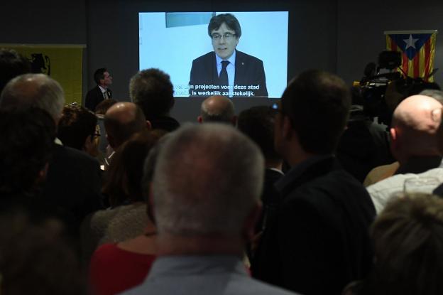 Carles Puigdemont, en una de sus videoconferencias desde Bruselas. 