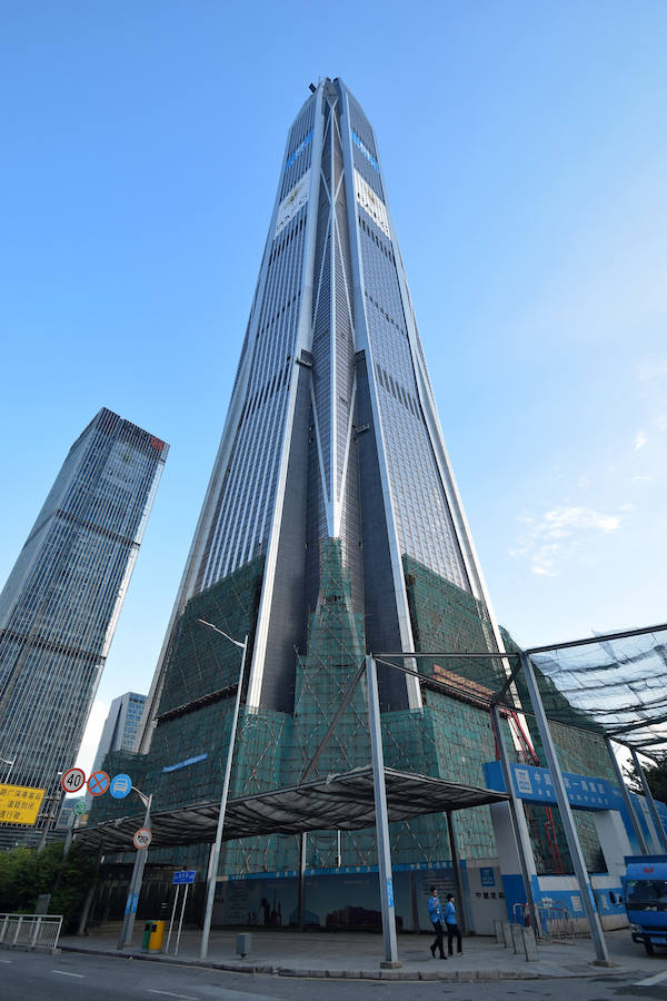4.Ping An Finance Center, Shenzhen (China) | Fue construido en el 2017 con un coste de 678 millones de dólares y mide 599 metros.