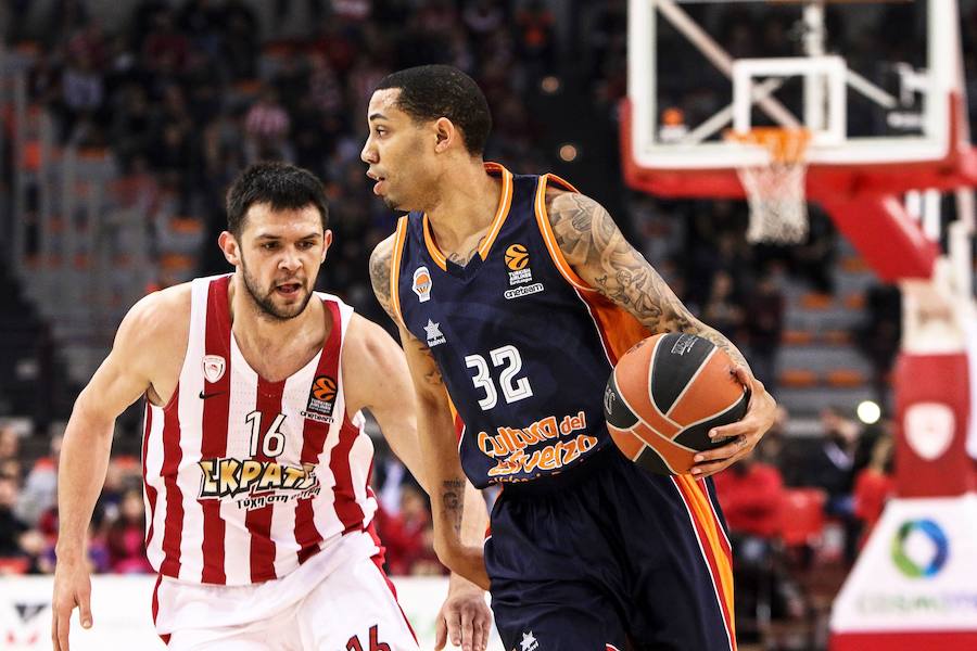 Los taronja caen 80-70 en El Pireo tras un gran partido del local Spanoulis que aplacó la fe de los de Vidorreta