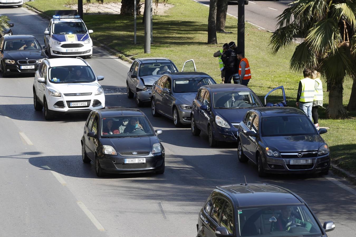 Fotos: Fotos de un nuevo accidente y atascos en la avenida del Cid de Valencia