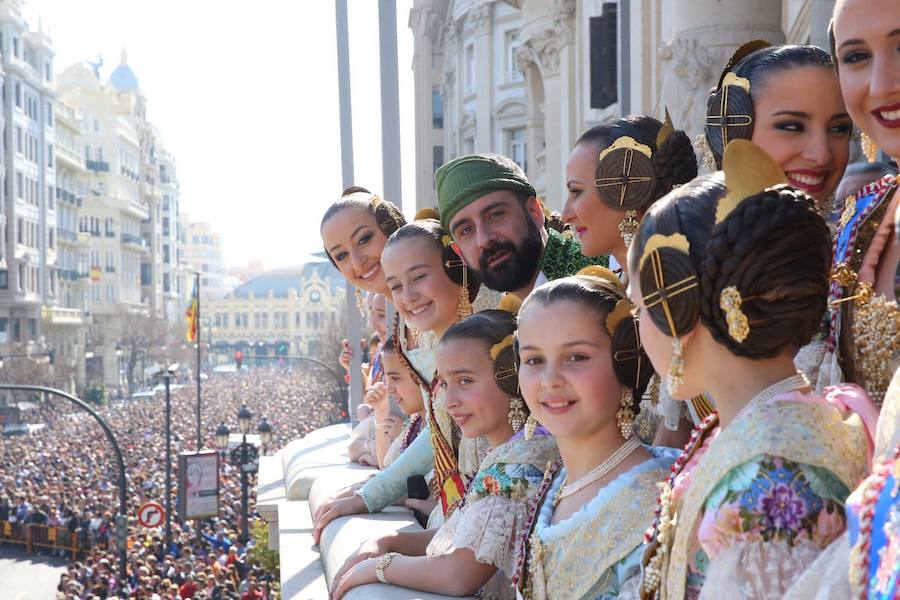 Fotos: Fotos de la mascletà del día de la Crida de las Fallas 2018