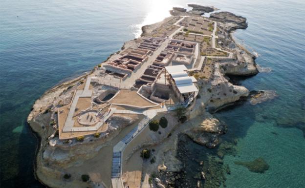 Yacimiento de la Illeta dels Banyets, actualmente una península en la costa de El Campello.