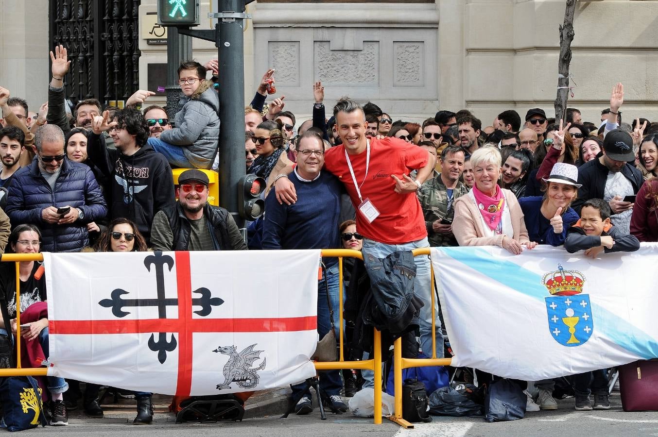Fotos: Búscate en la mascletà de hoy, sábado 3 de marzo, disparada por Vulcano