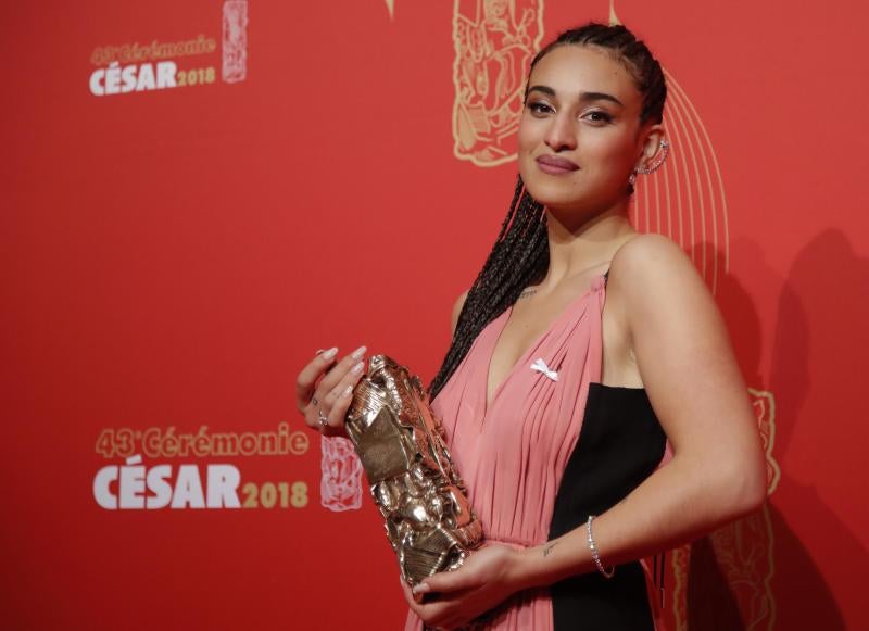 Penélope Cruz ha recibido el César de Honor del cine francés de manos de Almodovar