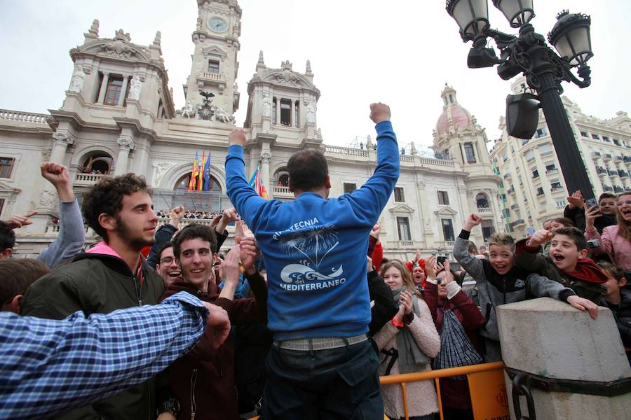 Fotos: Así ha sido la mascletà del primer domingo de marzo