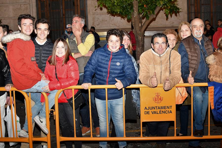 Fotos: Fotos de la mascletà de colores de pirotecnia Vulcano (3-03-2018)