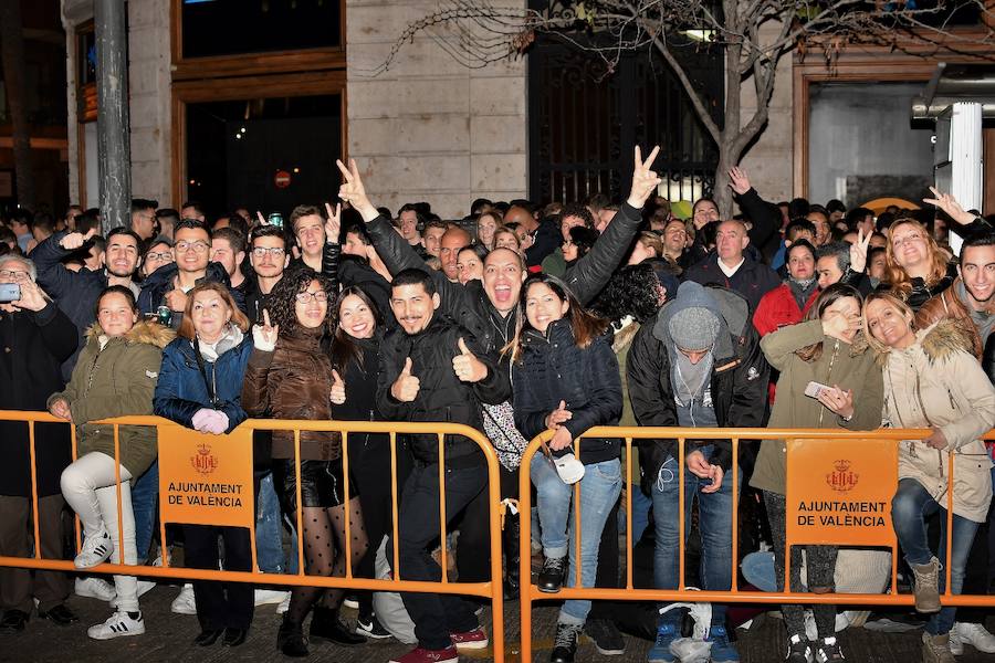 Fotos: Fotos de la mascletà de colores de pirotecnia Vulcano (3-03-2018)