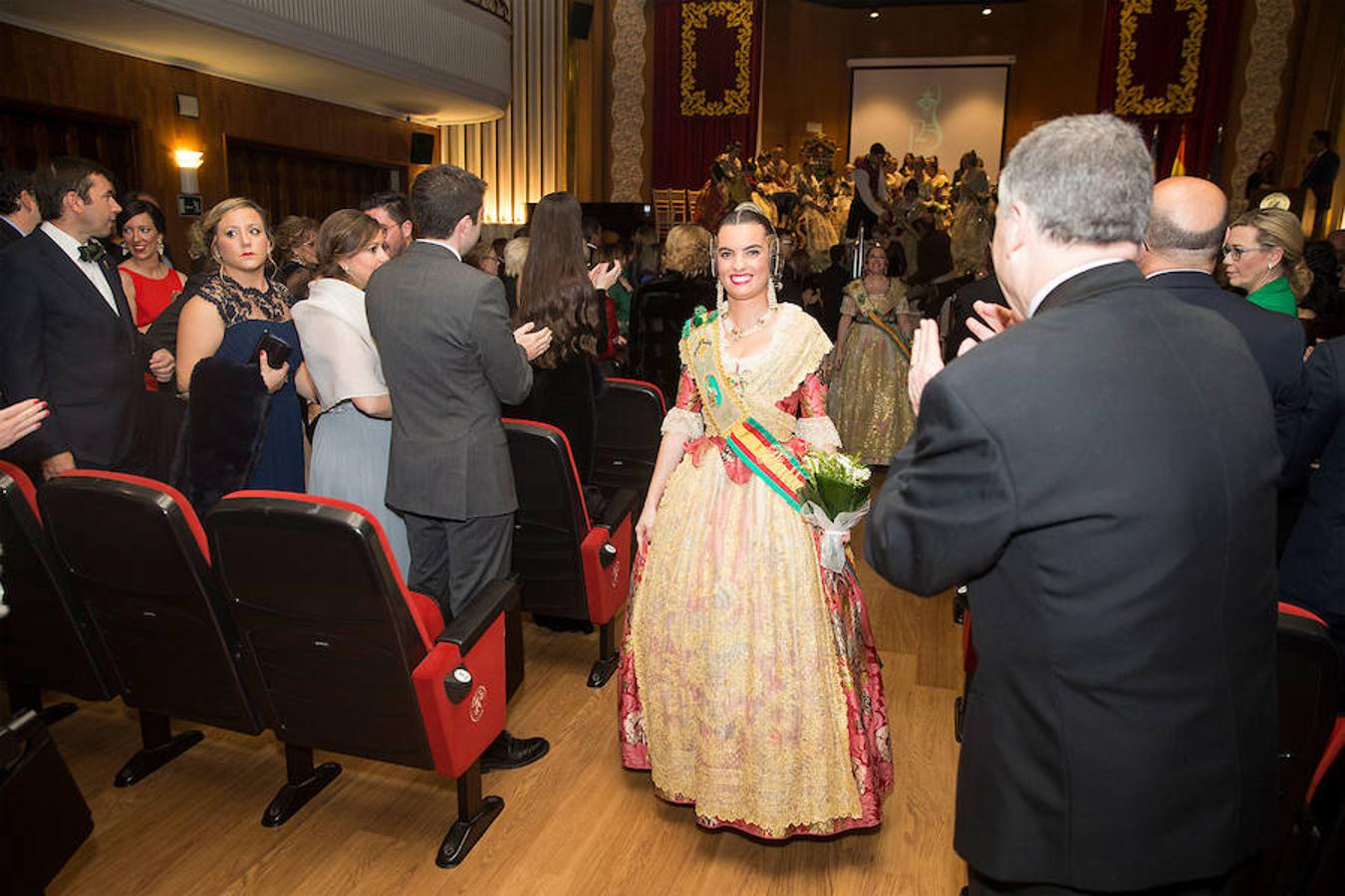 Convento Jerusalén-Matemático Marzal ha celebrado su 125 aniversario con una gala a través de la cual se ha hecho un repaso de la historia de la comisión. Al acto han acudido artistas falleros, falleras mayores e infantiles, así como miembros de la veterana comisión fallera.