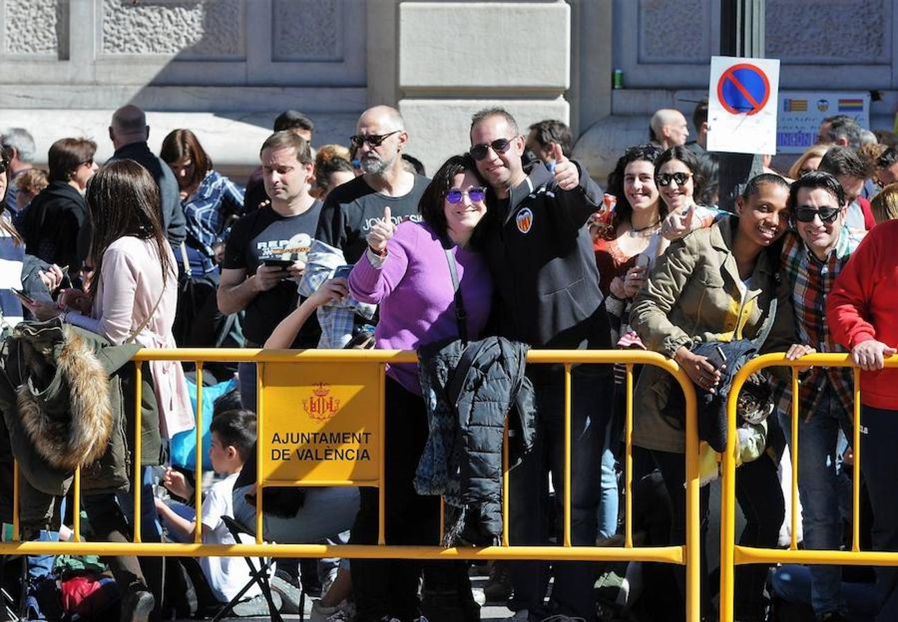 Fotos: Búscate en las mascletà del 7 de marzo