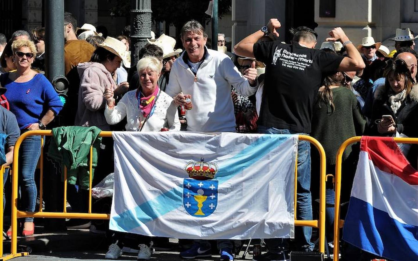 Fotos: Búscate en las mascletà del 7 de marzo