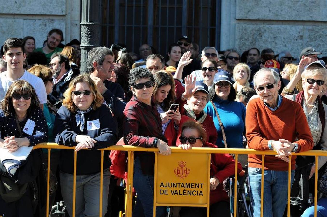 Fotos: Búscate en las mascletà del 7 de marzo