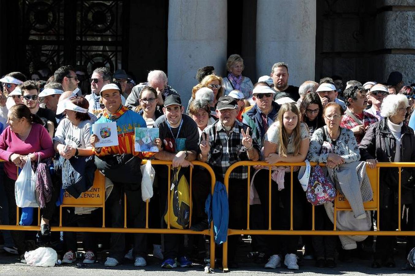 Fotos: Búscate en las mascletà del 7 de marzo