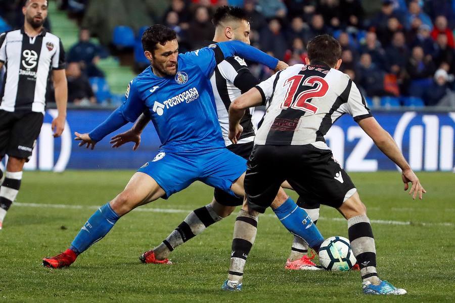 Estas son las mejores imágenes que deja el encuentro en el Coliseum, correspondiente a la jornada 28 de la Liga