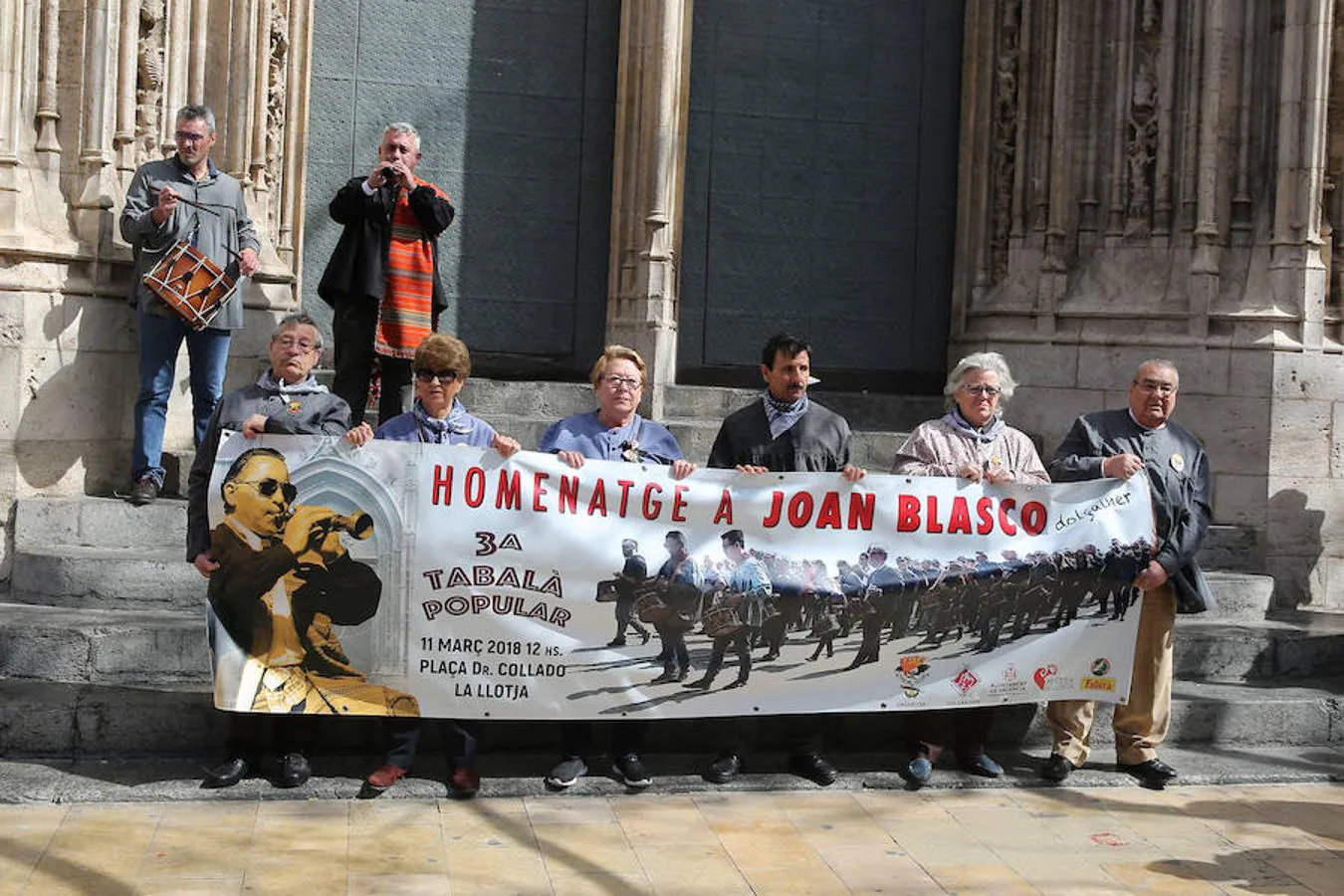Fotos: Fotos de la concentración de dolçainers y tabaleters en homenaje a Joan Blasco