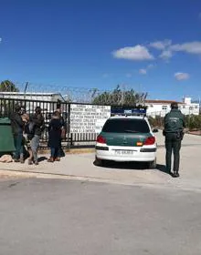 Imagen secundaria 2 - Fallas 2018 | Explosión en la pirotecnia Ricardo Caballer de Olocau (Valencia): hay un muerto