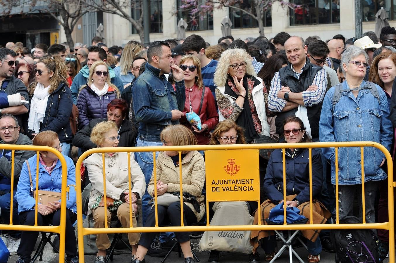 Fotos: Búscate en la mascletà del 15 de marzo de Ricardo Caballer (Ricasa)