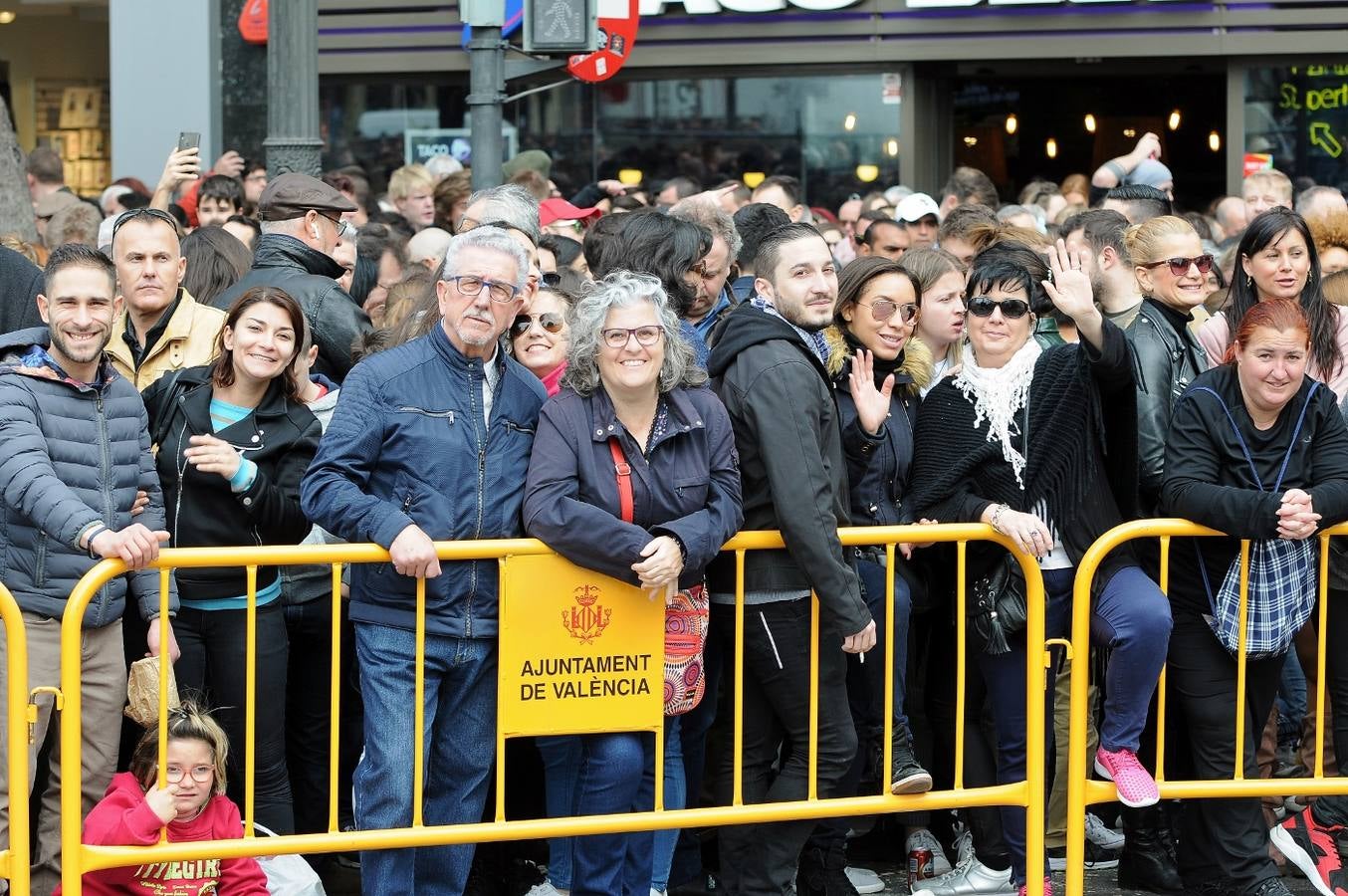 Fotos: Búscate en la mascletà del 15 de marzo de Ricardo Caballer (Ricasa)