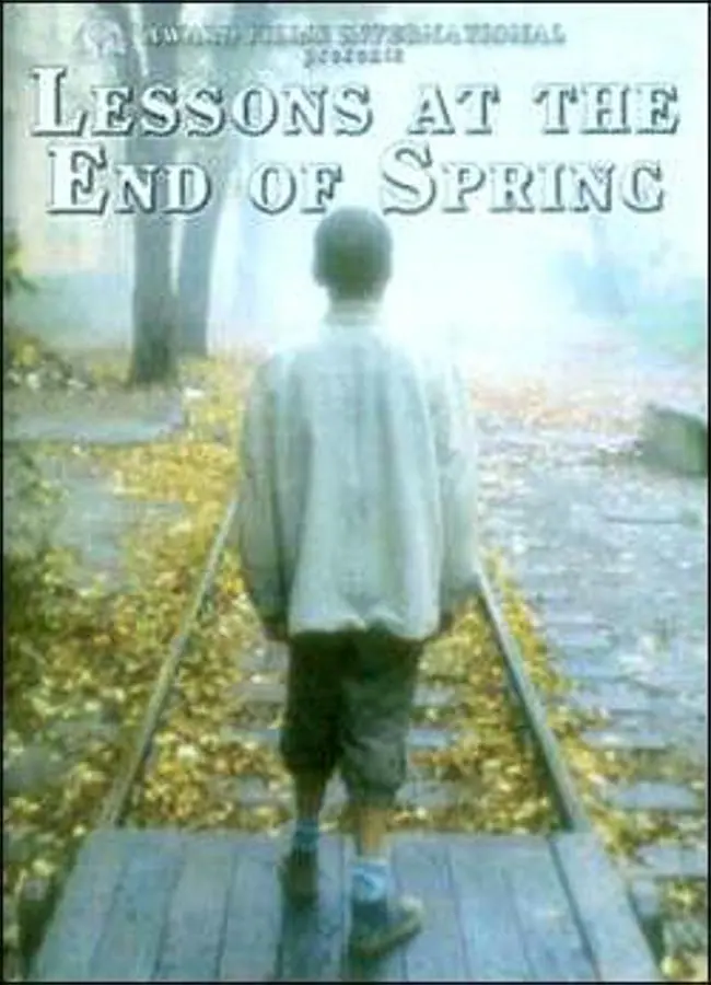 "Lecciones al final de la primavera": Primavera de 1989, Oleg Kavun dirige esta historia de un chico que se ve envuelto en unos disturbios en la calle y, finalmente, es encarcelado. Este film no tiene nada que ver con una historia romántica, eso está claro.