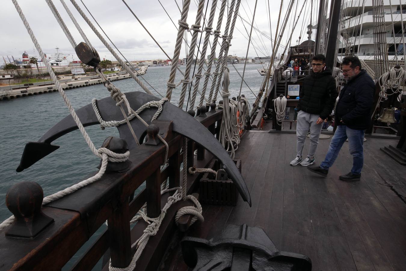 El Galeón Andalucía, atracado en el Veles e Vents-La Marina de Valencia, puede ser visitado los días 15 al 19 de marzo de 10 a 19 horas. La entrada es de seis euros por adulto y de tres para niños de entre 5 y 10 años.