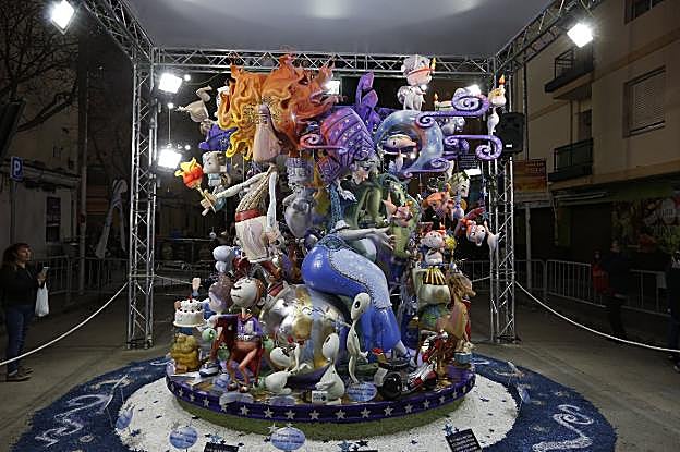 'Fills de la lluna'.
La falla creada por
Julio Monterrubio en
su regreso a esta
comsión. 